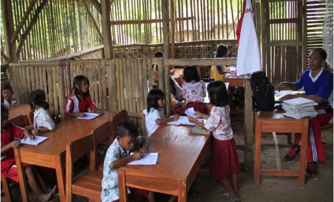 Pendidikan Cerah untuk Pelajar Maluku
